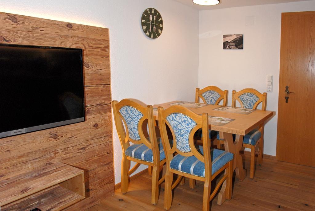 Der Berghof Aparthotel Hirschegg  Ngoại thất bức ảnh