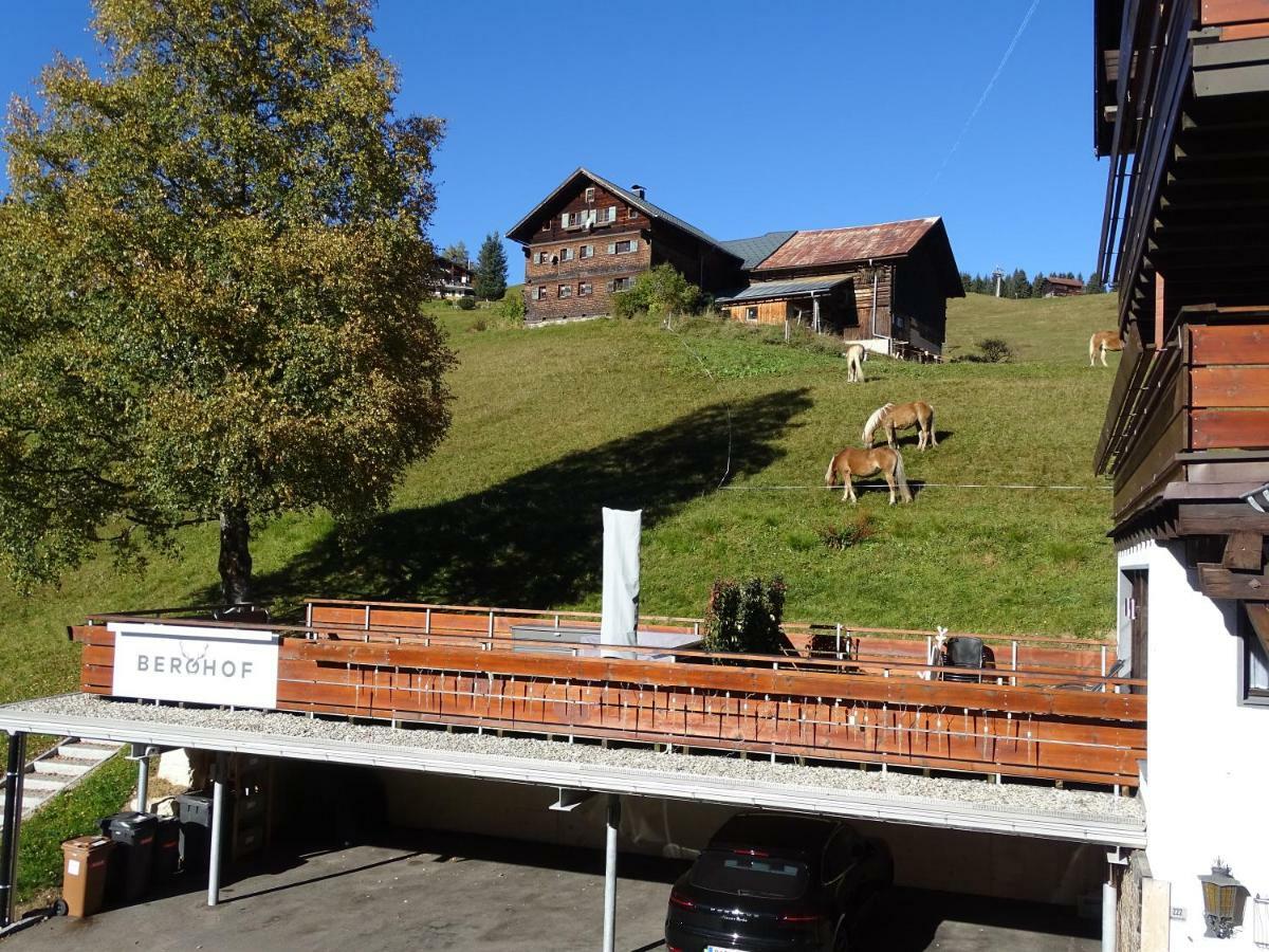 Der Berghof Aparthotel Hirschegg  Ngoại thất bức ảnh